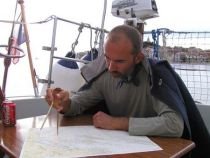Senad pri navigaciji!
